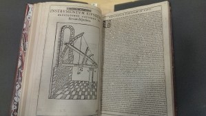 Instrument used by Brahe and Kepler to generate angular observations of planetary positions at the scale of an arc-minute. Look familiar? I have made mini (and less reliable) versions with a simple compass (or protractor) and a piece of string...